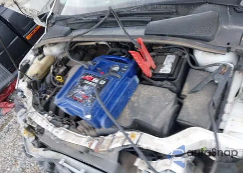 2014 Ford Focus Se z USA, uszkodzony, nr VIN 1FADP3K26EL408317